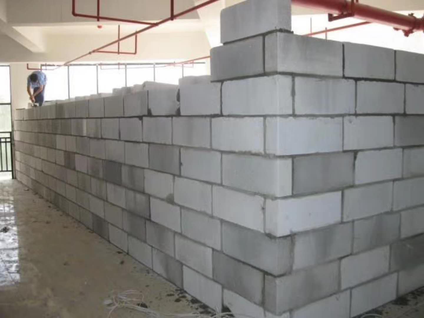 姚安蒸压加气混凝土砌块承重墙静力和抗震性能的研究